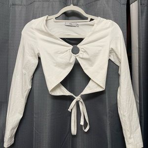 Super cute tie crop top!